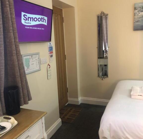 디럭스 룸, Queen Phillippa