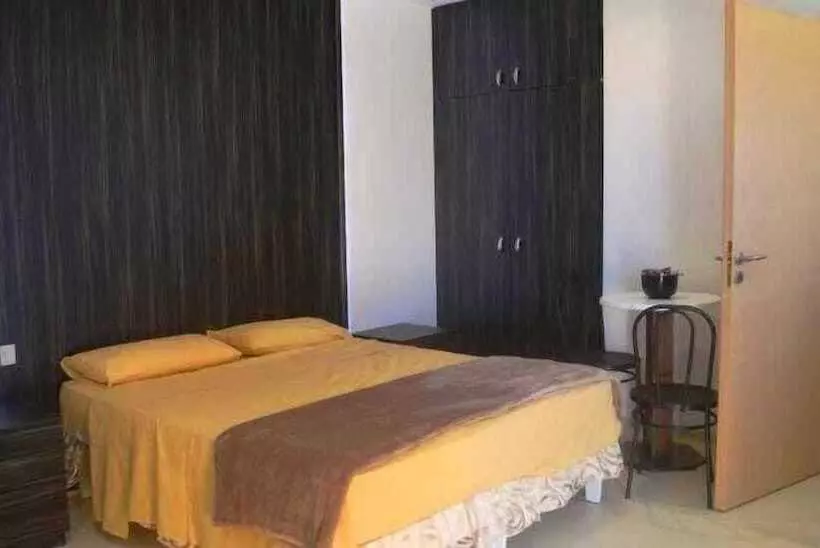 آپارتمان 1 خوابه با تراس, Estrella Lodging