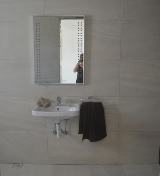 آپارتمان 1 خوابه با تراس, Estrella Lodging