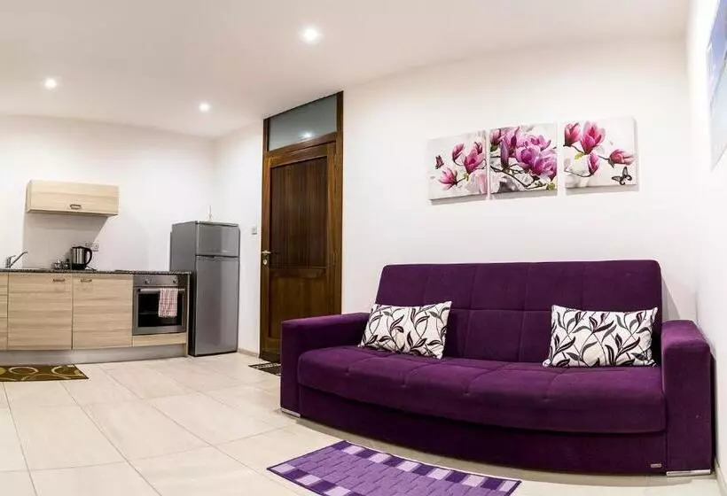 آپارتمان 1 خوابه با بالکن, Estrella Lodging