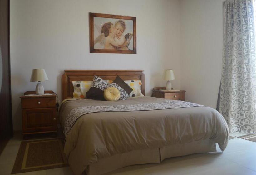 آپارتمان 1 خوابه با بالکن, Estrella Lodging