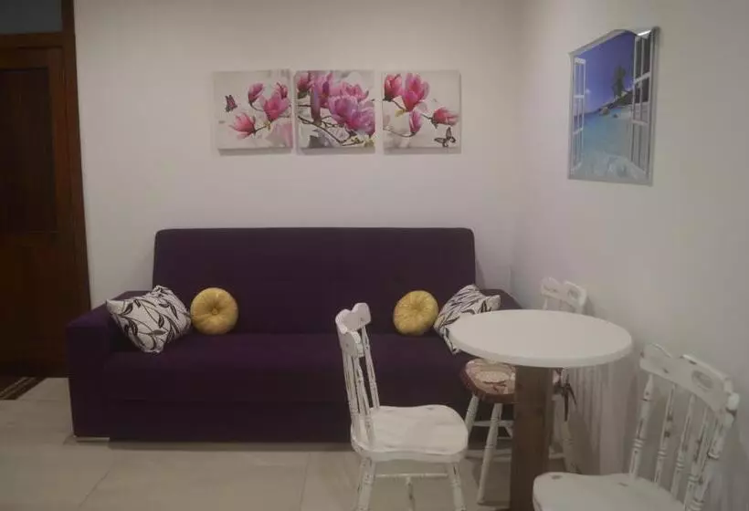 آپارتمان 1 خوابه با بالکن, Estrella Lodging
