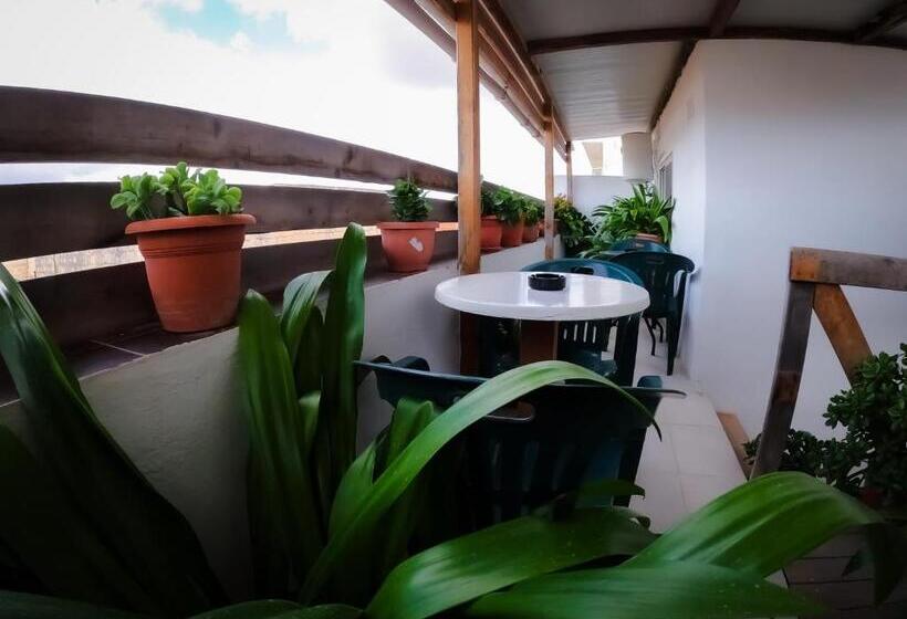 اتاق لوکس, Estrella Lodging