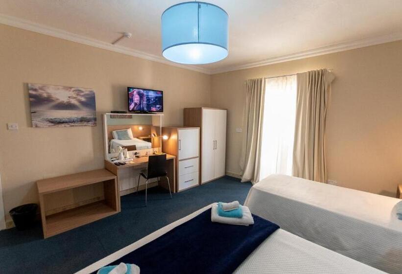 اتاق استاندارد سه تخته با بالکن, Estrella Lodging