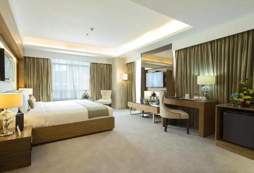 اتاق لوکس با تخت بزرگ, Greenleaf Hotel Gensan