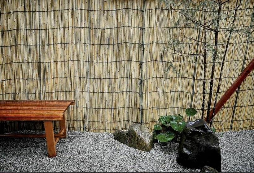 חדר סטנדרט חדר אמבטיה משותף, Hostel Mundo