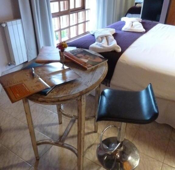 اتاق سوپریور سه تخته, Antiguo Camino