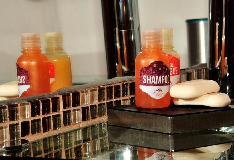 اتاق استاندارد چهار تخته, Antiguo Camino