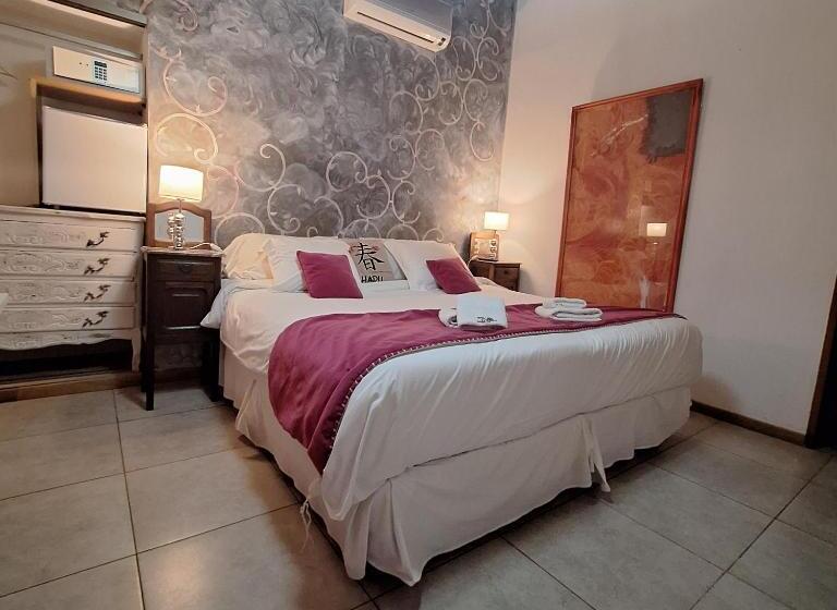 اتاق سوپریور, Antiguo Camino