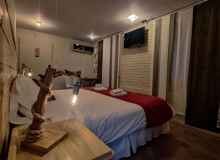 اتاق سوپریور, Antiguo Camino