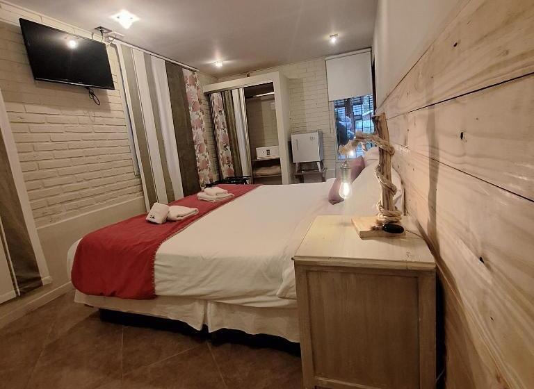 اتاق سوپریور, Antiguo Camino