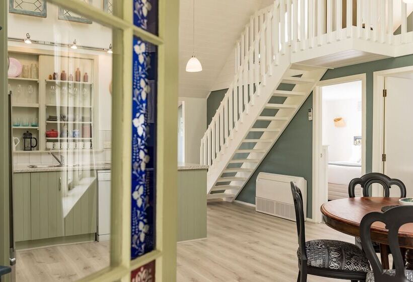 침실 2개 주택, Arcadia Lodge Russell