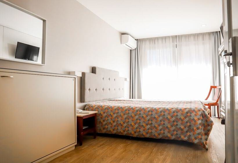 غرفة قياسية, Avenida