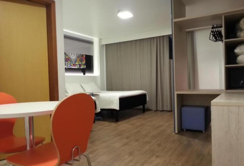 Семейные Апартаменты, Caiua Lago Umuarama