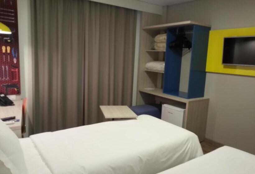 Апартаменты 1 Спальня, Caiua Lago Umuarama