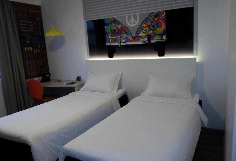 Апартаменты 1 Спальня, Caiua Lago Umuarama