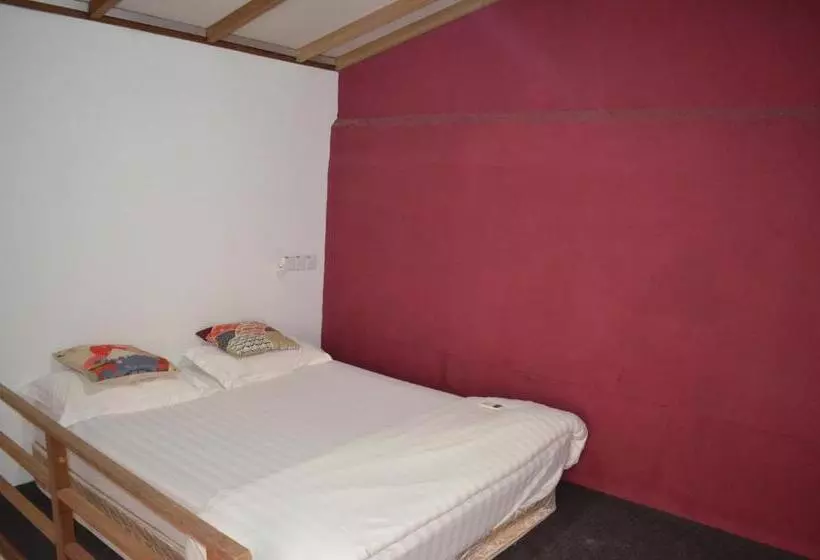 スタンダードルーム, Dou Houz Hostel