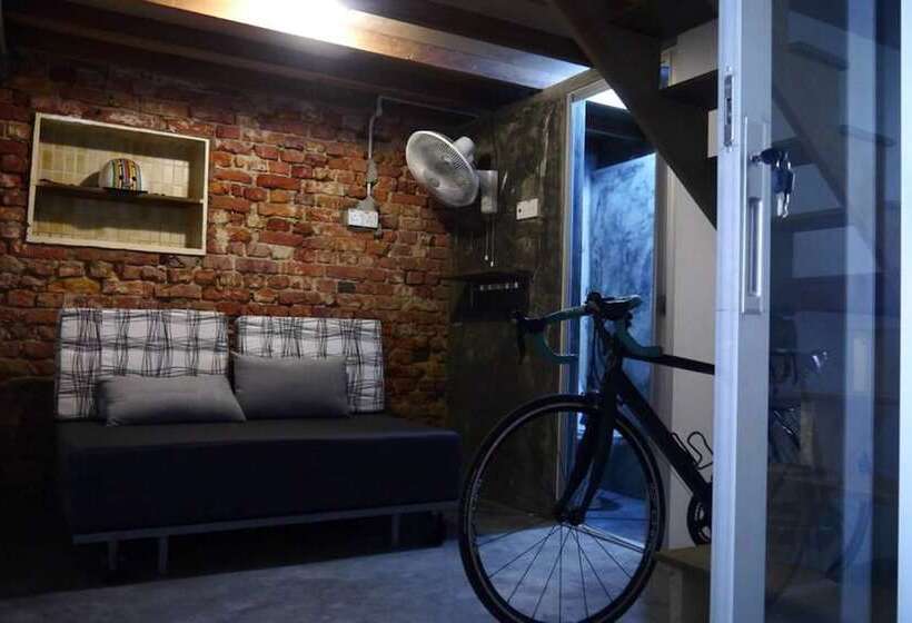 חדר סטנדרט לארבעה, Dou Houz   Hostel