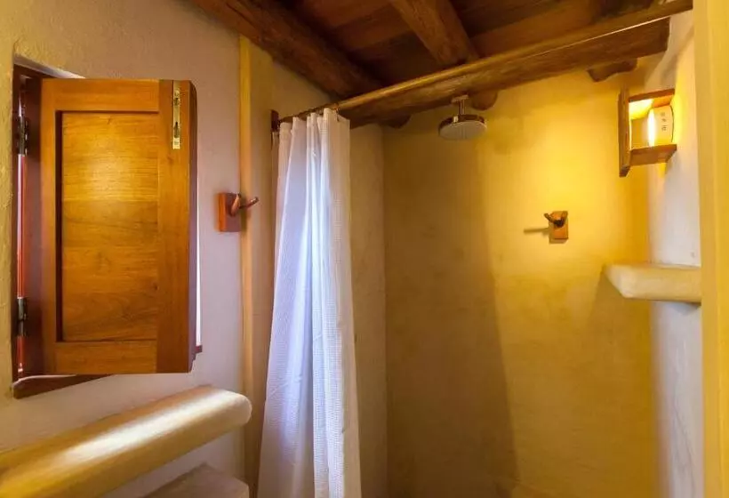 キングサイズベッドのデラックススイート, El Pueblito