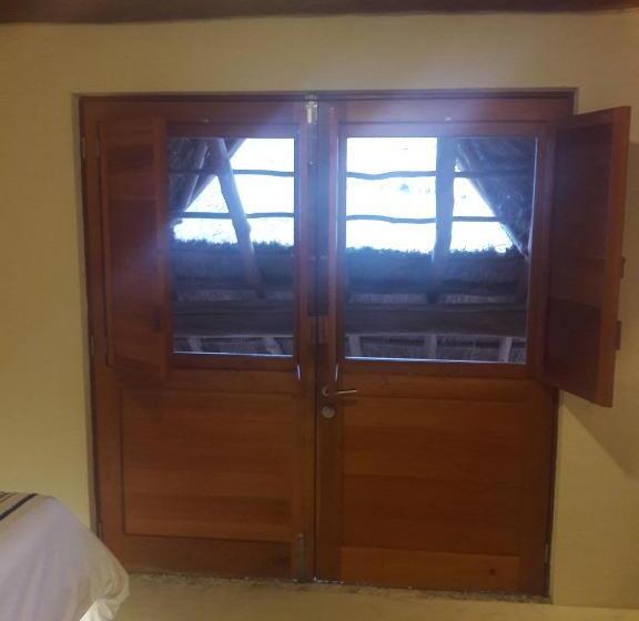 带大床的标准间, El Pueblito