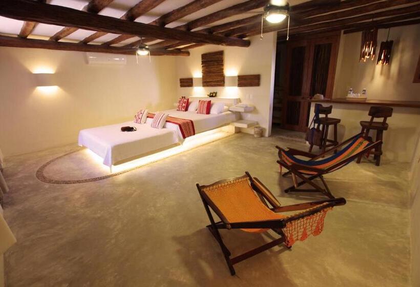 デラックスの４人部屋, El Pueblito