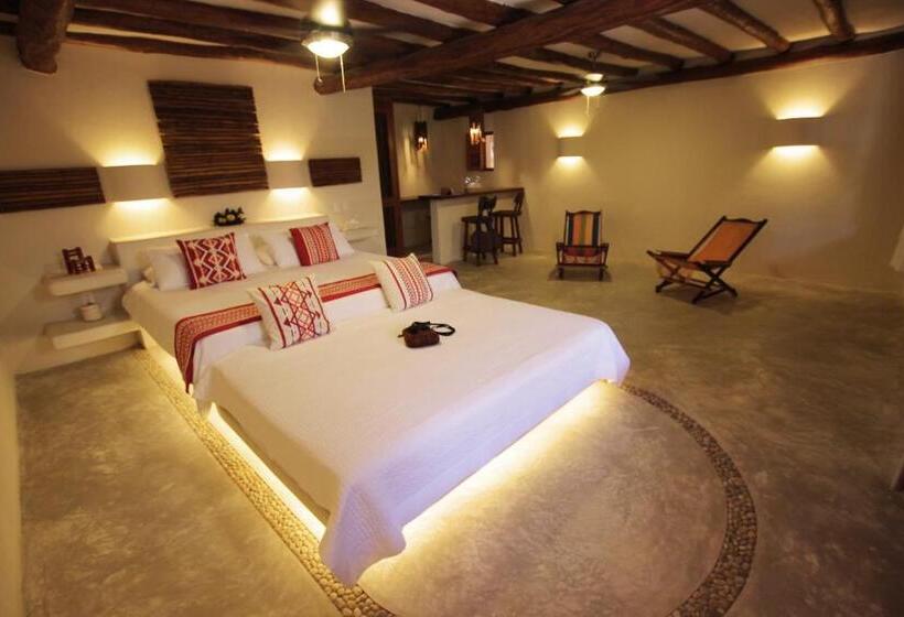 四人豪华间, El Pueblito