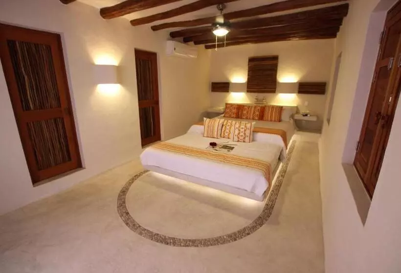 テラス付スーペリアルーム, El Pueblito