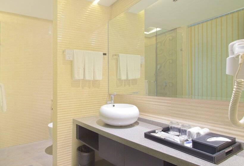 디럭스 룸, Greenleaf Hotel Gensan