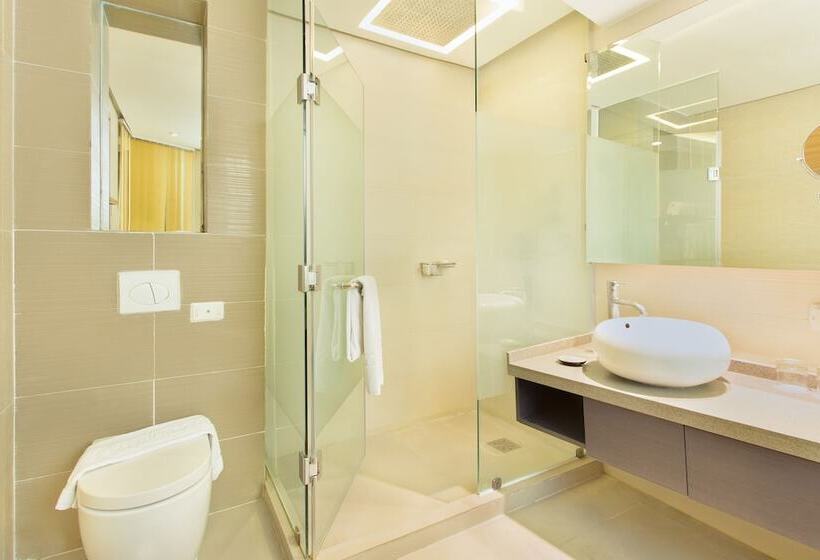 اتاق اجرایی, Greenleaf Hotel Gensan