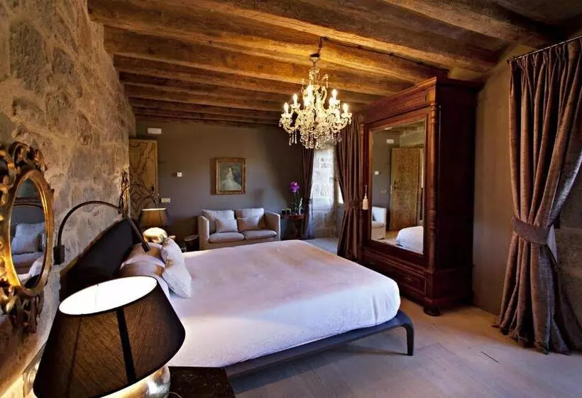 スーペリアールーム, La Vella Farga