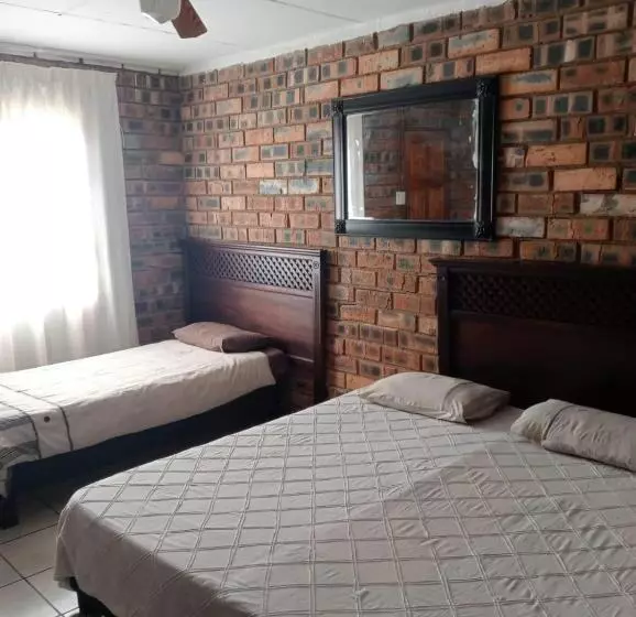 ファミリールーム, Limpopo Lodge