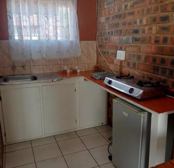 スタンダード４人部屋, Limpopo Lodge