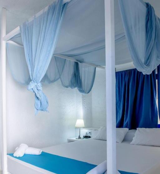 غرفة عائلية, Porto Greco Village Beach