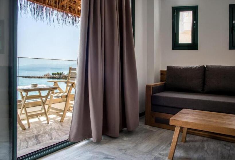 جناح, Porto Greco Village Beach