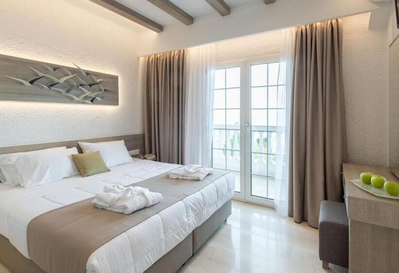 غرفة عائلية, Porto Greco Village Beach