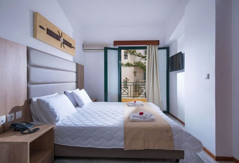 غرفة عائلية, Porto Greco Village Beach