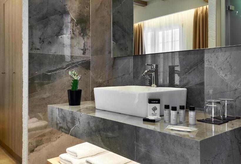 غرفة عائلية, Porto Greco Village Beach