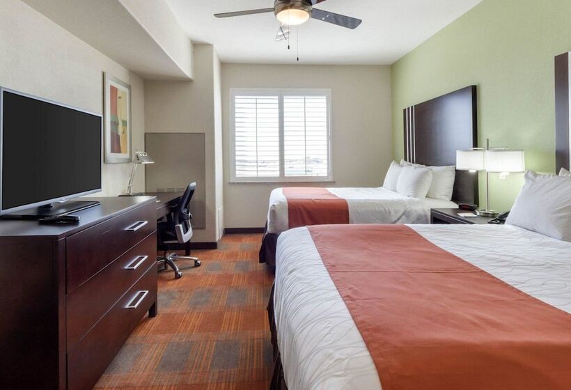 Suíte, Quality Inn & Suites Victoria East
