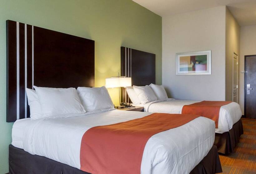 Люкс, Quality Inn & Suites Victoria East