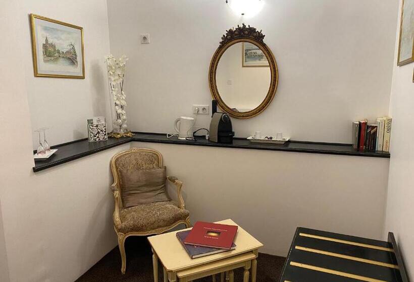 סוויטה משפחתית, Restaurant Du Parc En Bord De Rivière