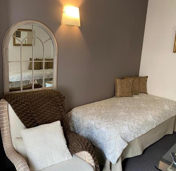 Family Suite, Restaurant Du Parc En Bord De Rivière