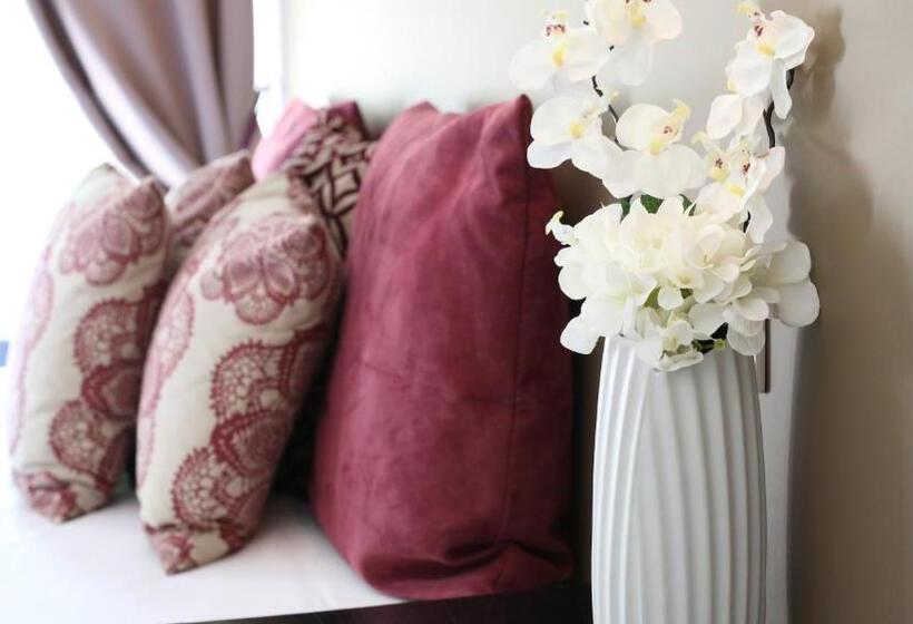 חדר קומפורט לשלושה, Restaurant Du Parc En Bord De Rivière