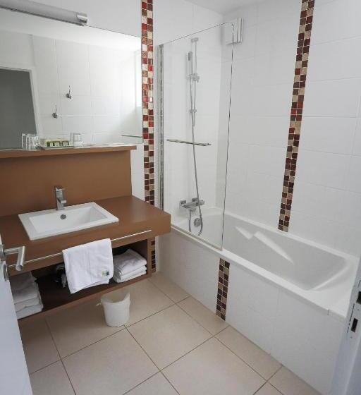 חדר סופריור לשלושה, Restaurant Du Parc En Bord De Rivière