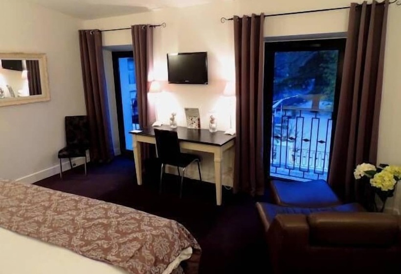 סוויטה דלוקס, Restaurant Du Parc En Bord De Rivière