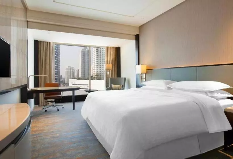 キングサイズベッドのスタンダードルーム, Sheraton Grand Jakarta Gandaria City