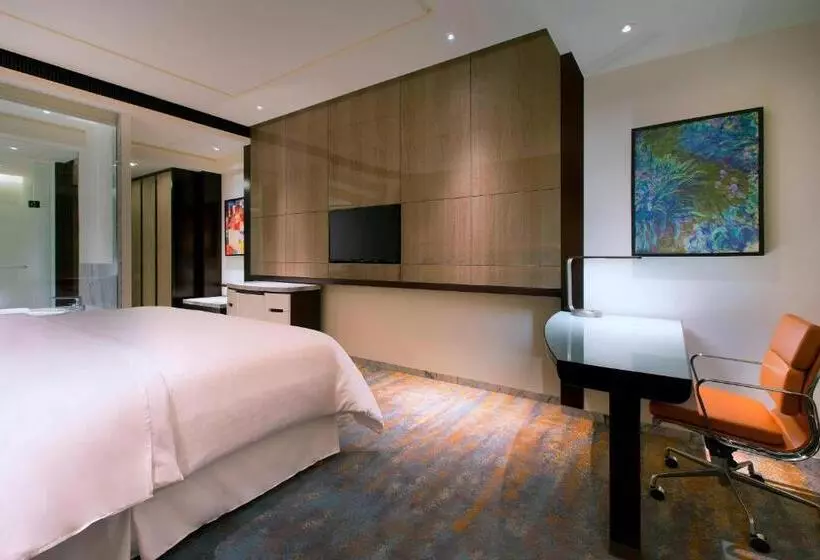 キングサイズベッドのクラブルーム, Sheraton Grand Jakarta Gandaria City