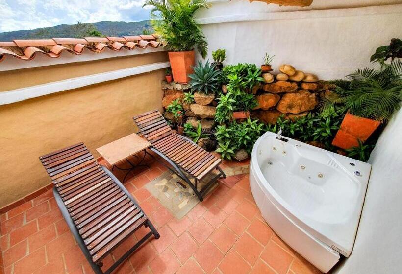 جناح سرير كينج, Terra Barichara