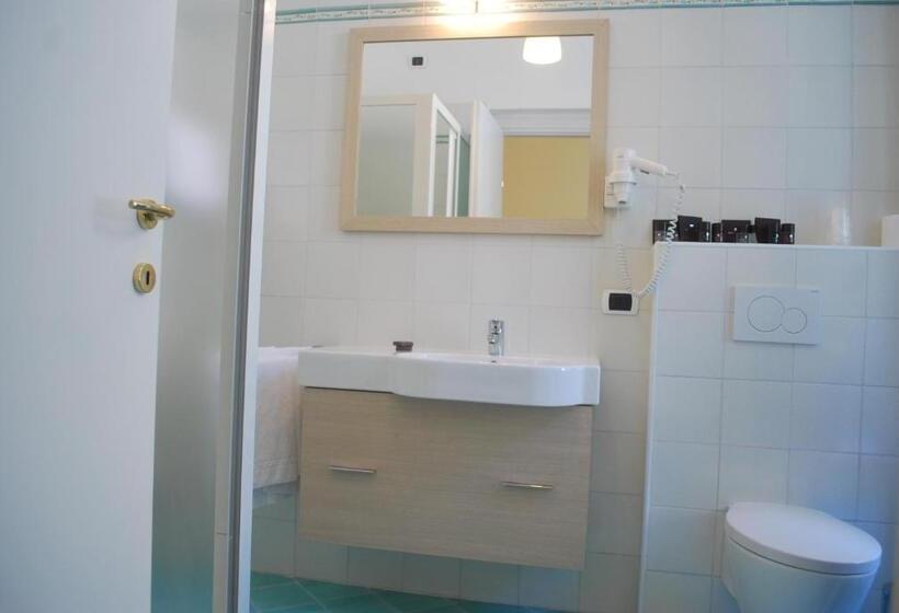 标准间带湖景, Villa Belvedere Como Lake Relais