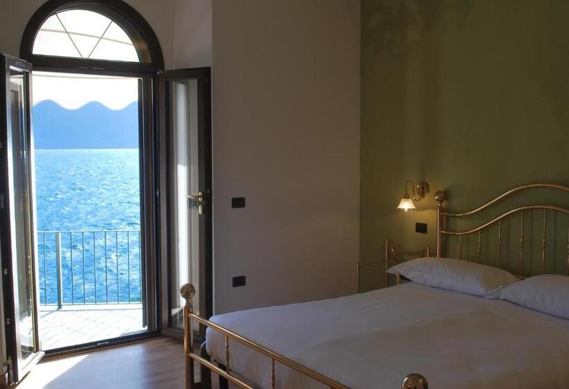 バルコニー付きデラックスルーム, Villa Belvedere Como Lake Relais