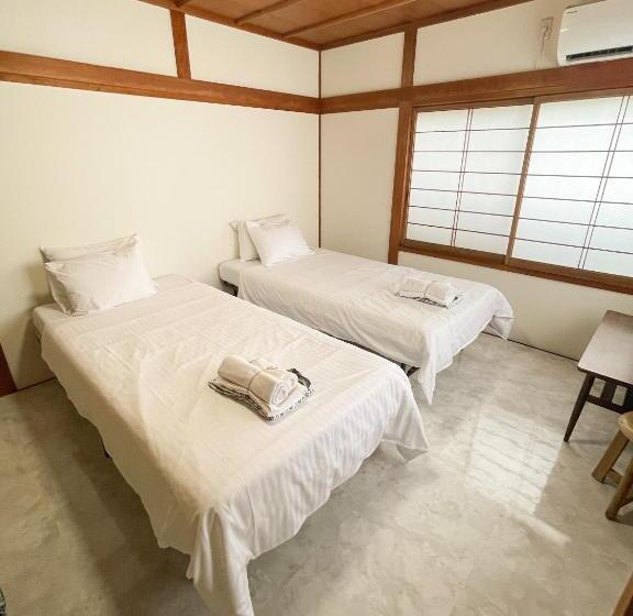 חדר מוזל מקלחת משותפת, Kikusui Ryokan